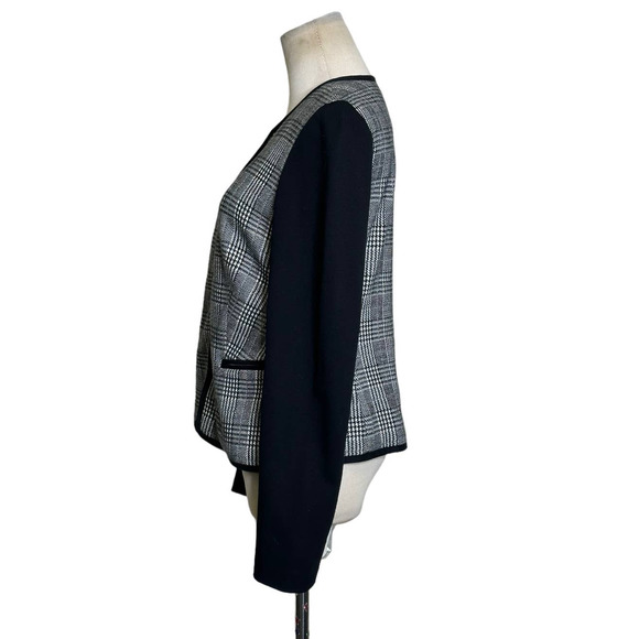 Talbots Black white Plaid Front Solid Sleeves Zip Blazer Jacket size 4 - Picture 2 of 9